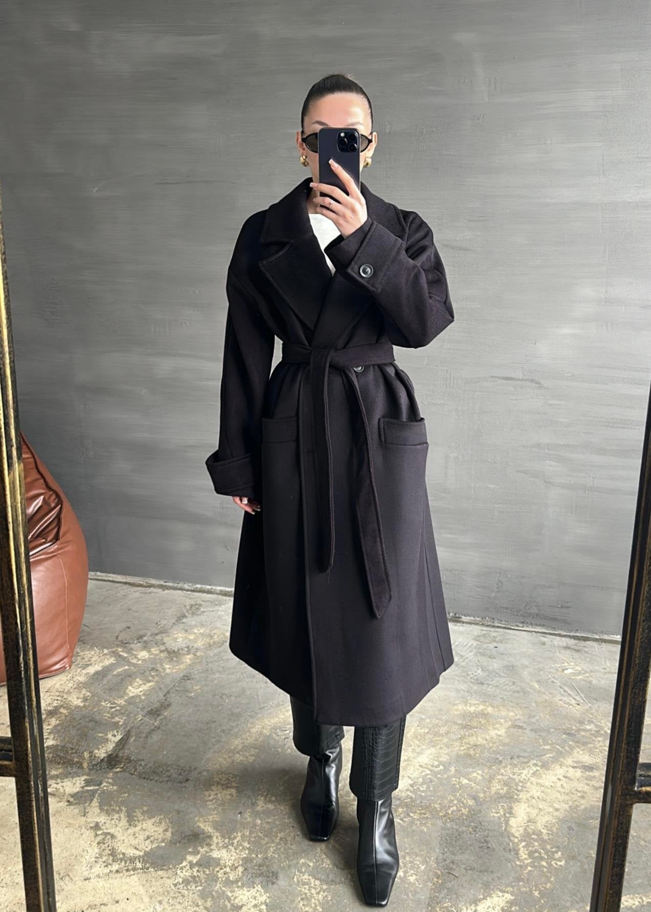 Kelebek Yakalı Kaşe Kaban MOR