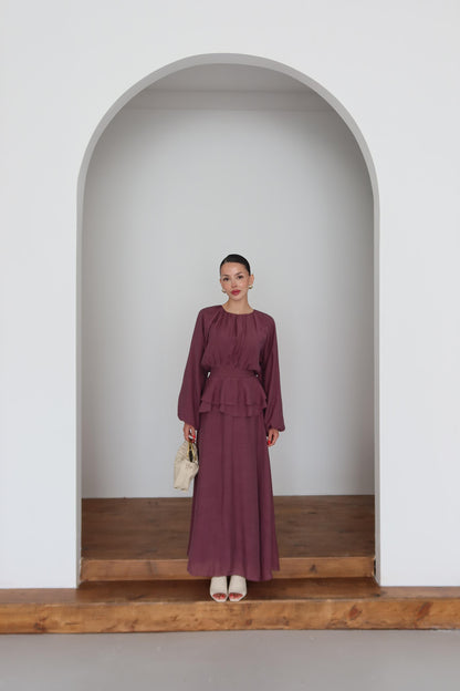 Beli Volanlı Elbise MÜRDÜM