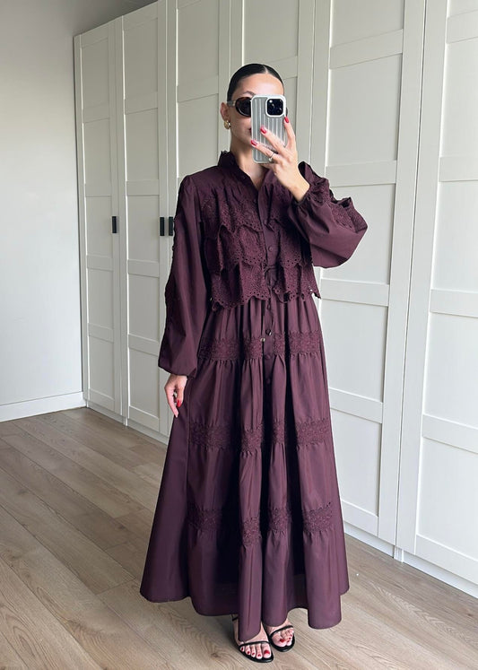 Güpürlü Dantelli Elbise MÜRDÜM
