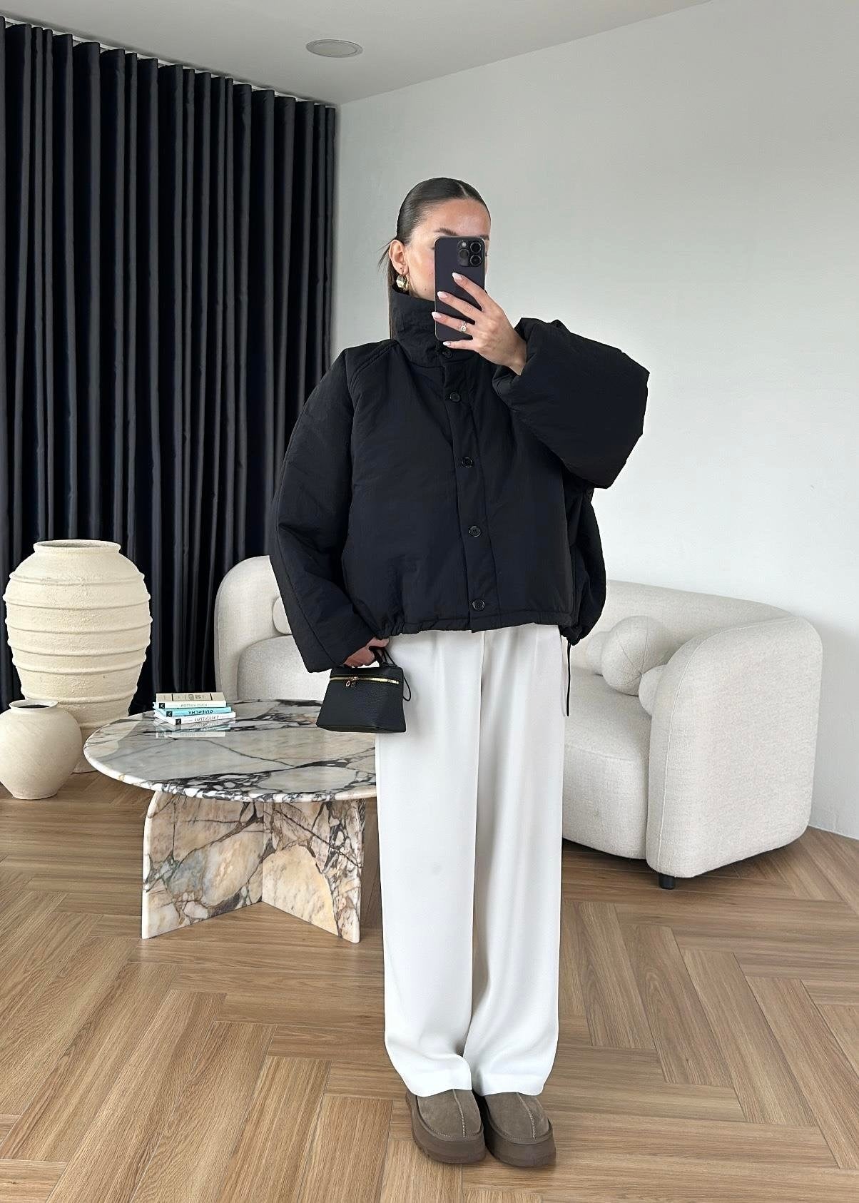 Dik Yakalı Arkası Uzun Mont SİYAH