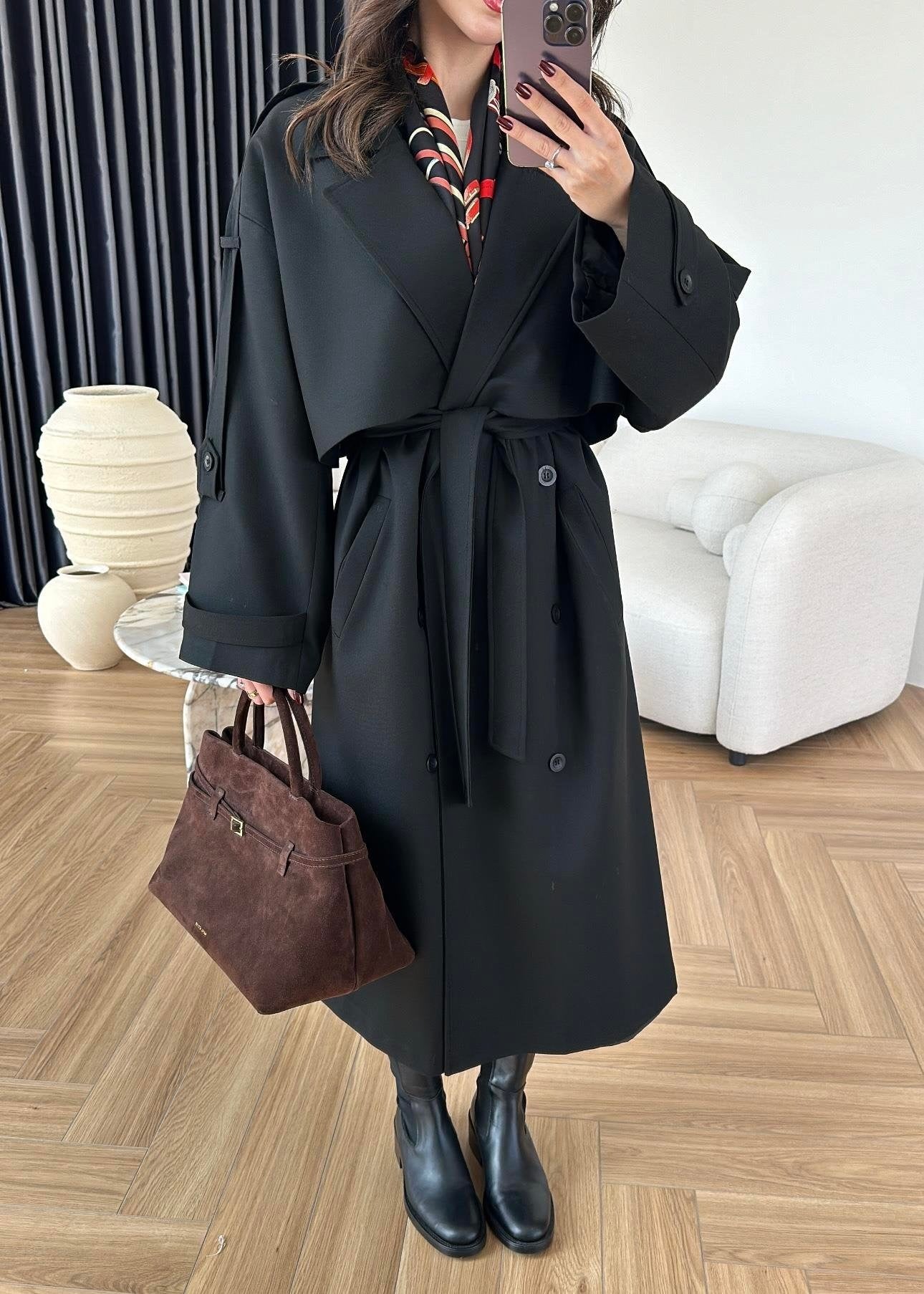 Omuzu Uzun Apoletli Trençkot SİYAH