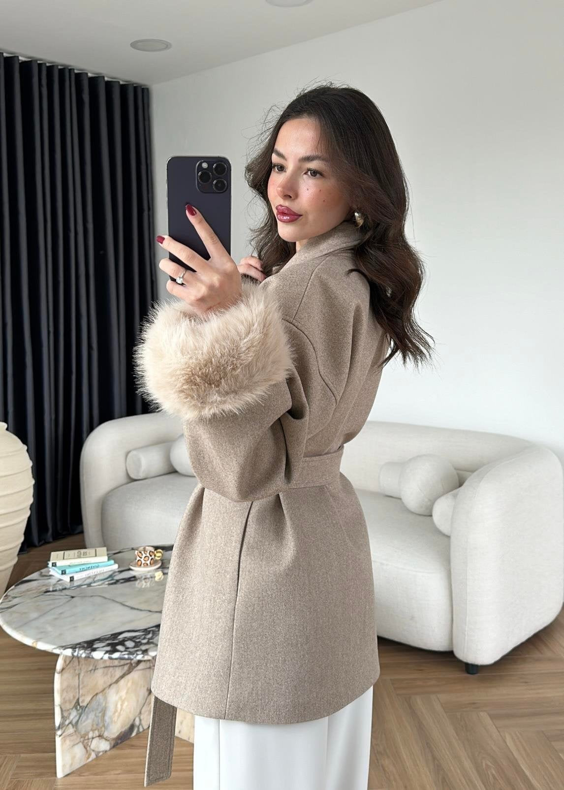 Kolları Kürklü Kaşe Kaban VİZON