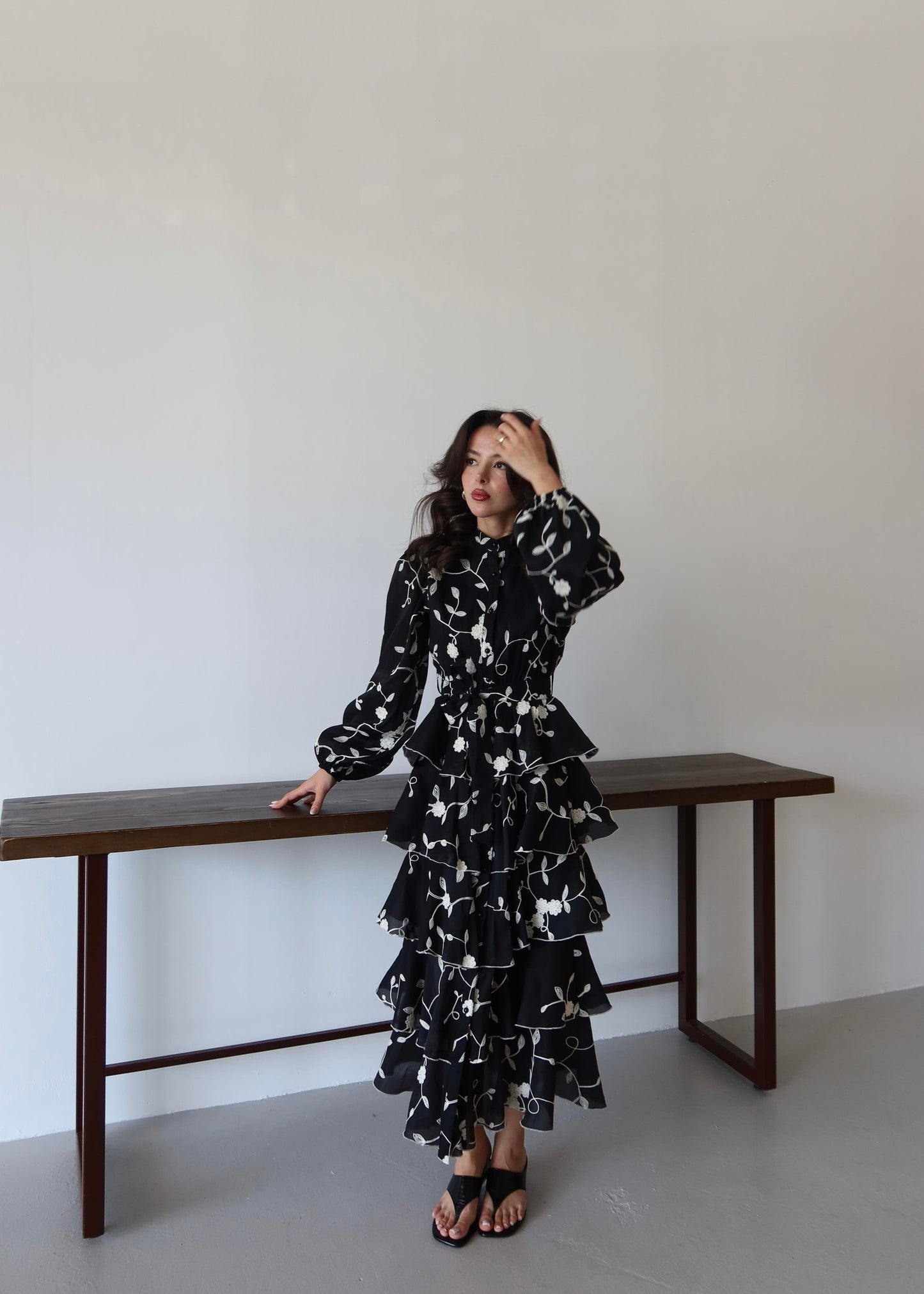 Katkat Nakışlı Elbise SİYAH