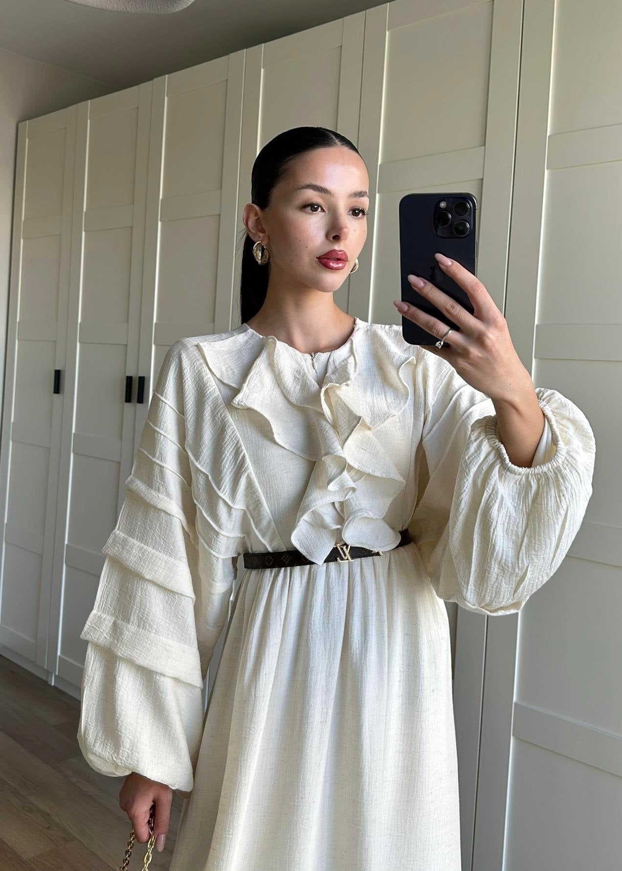 Önü Fırfırlı Naturel Elbise KREM