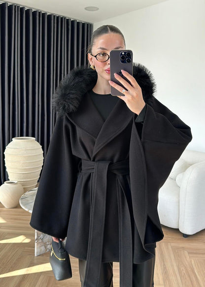 Kapüşonu Kürklü Kaşe Panço