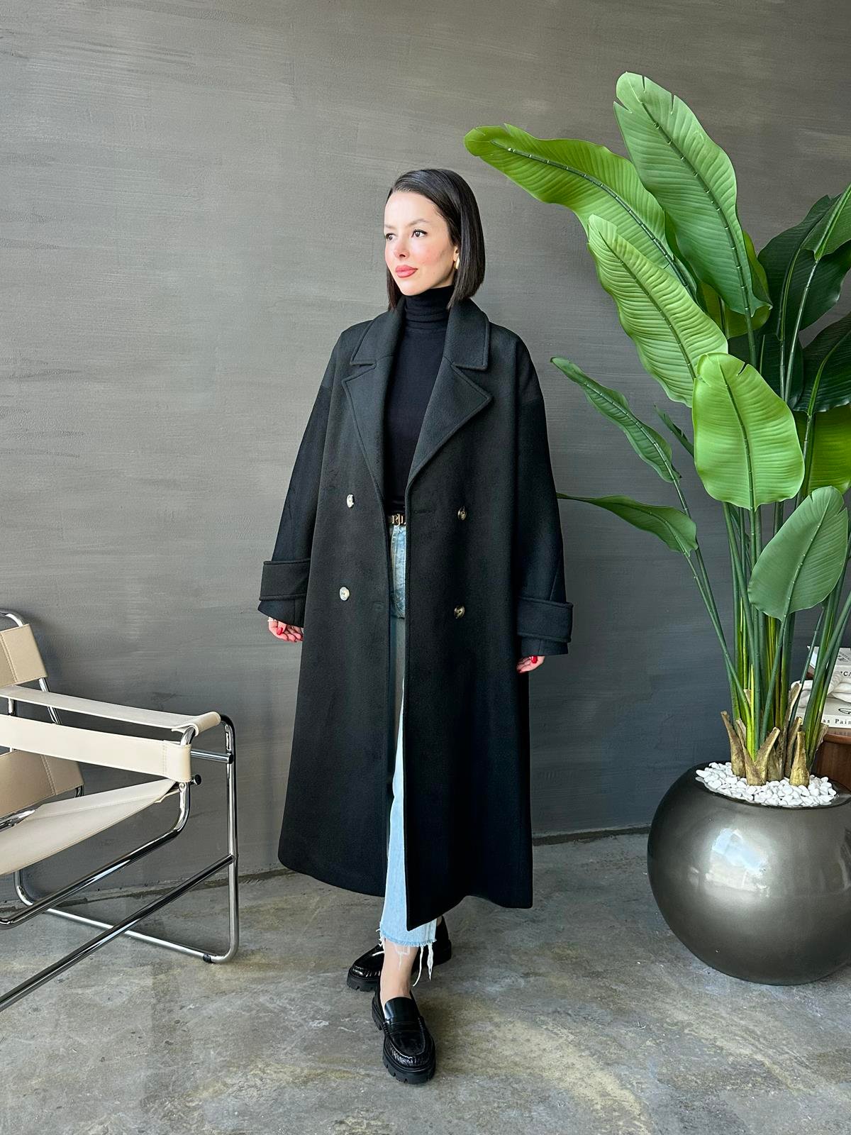 Kelebek Yakalı Kaşe Kaban SİYAH