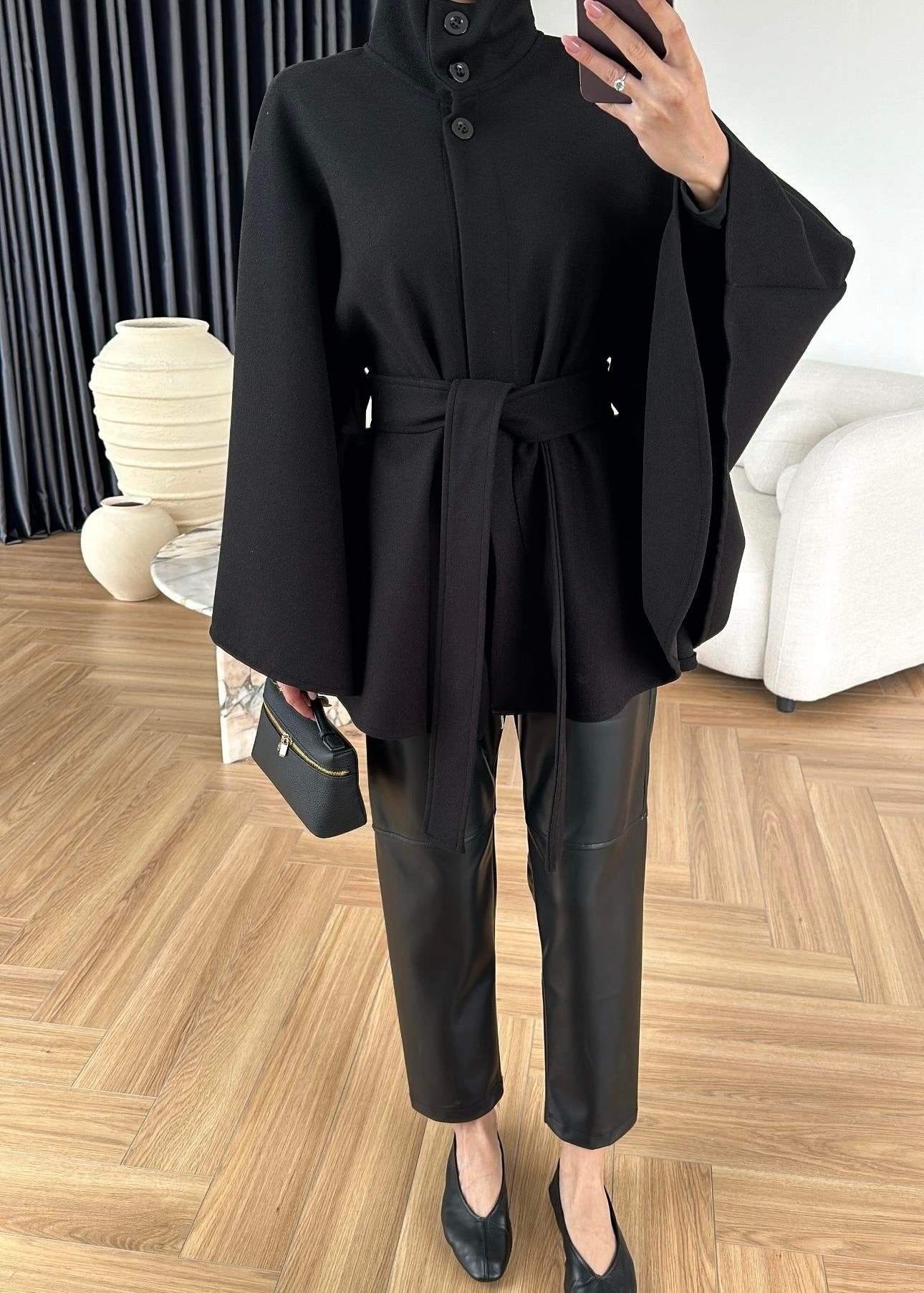 Kaşe Bağlamalı Panço SİYAH