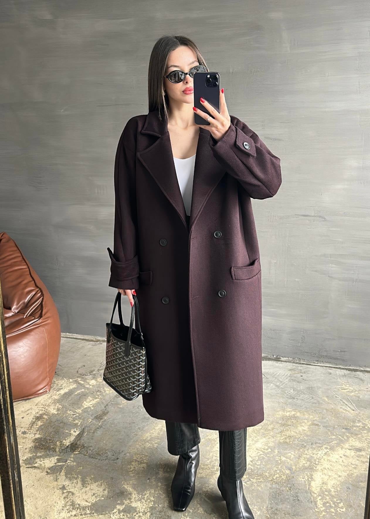 Kelebek Yakalı Kaşe Kaban MÜRDÜM