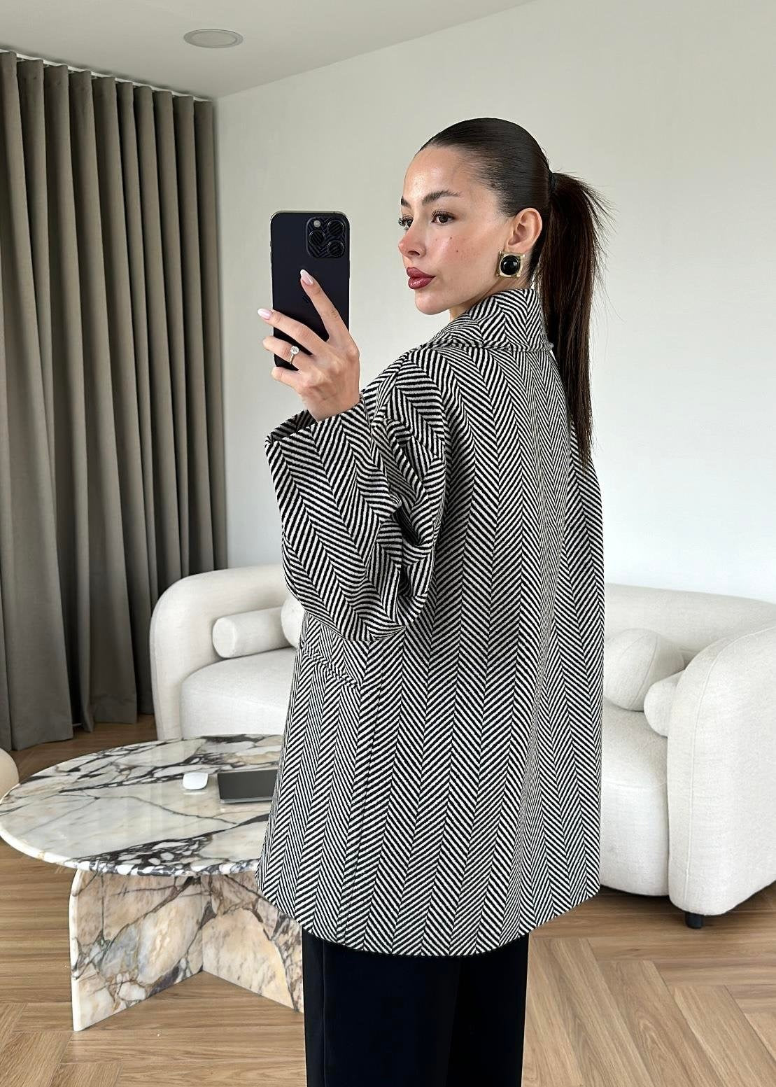 Balıksırtı Ara Boy Kaban SİYAH