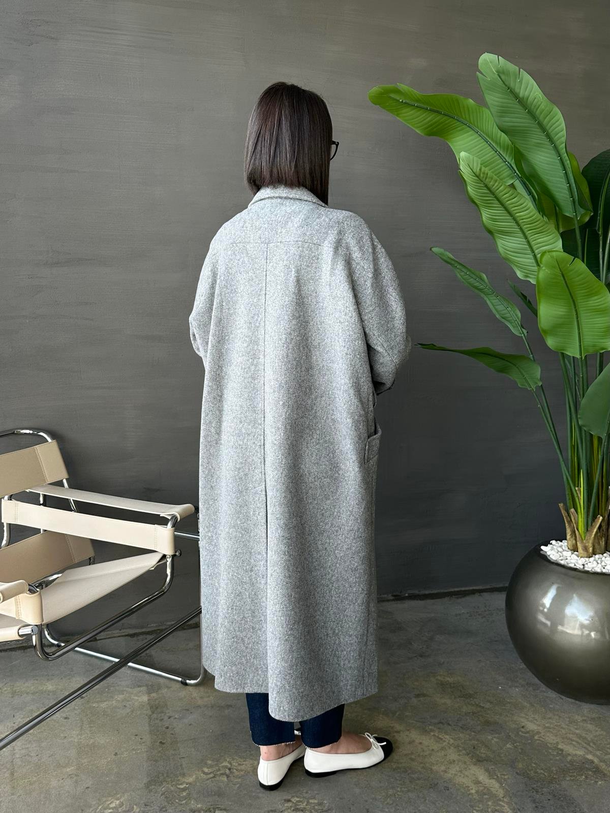 Kelebek Yakalı Kaşe Kaban KOYU GRİ