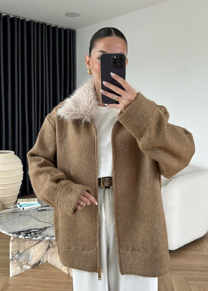 Çıkarılabilir Kürklü Hırka CAMEL