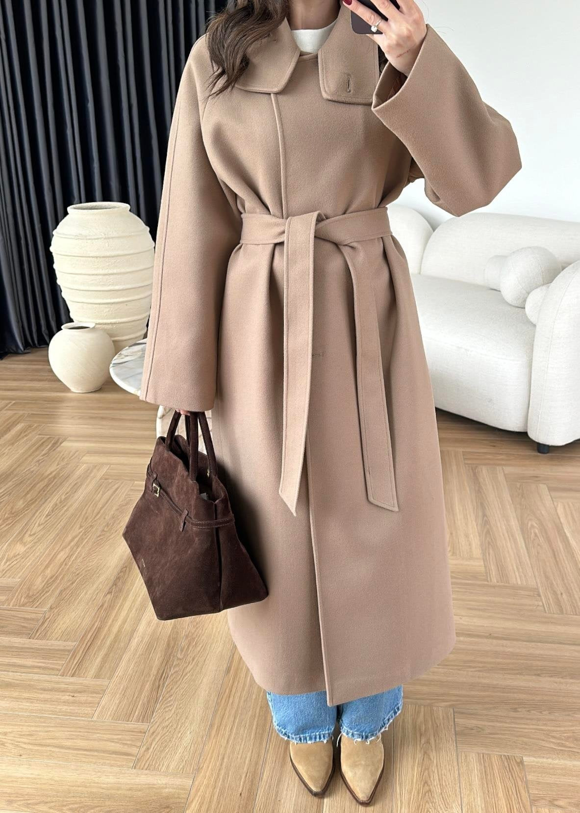 Dik Yakalı Kuşaklı Kaban VİZON