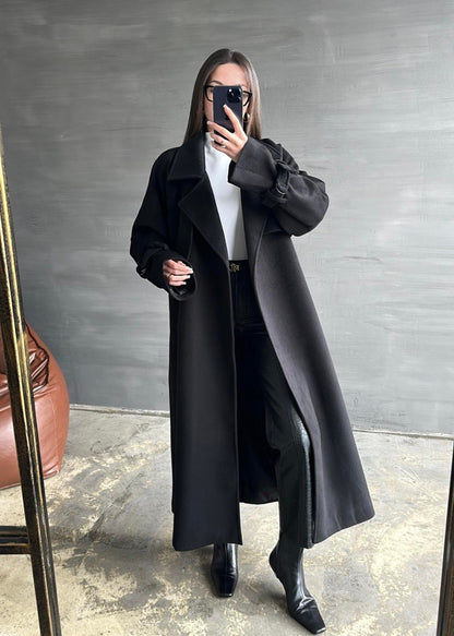 Tokalı Rüzgarlık Detaylı Kaban SİYAH