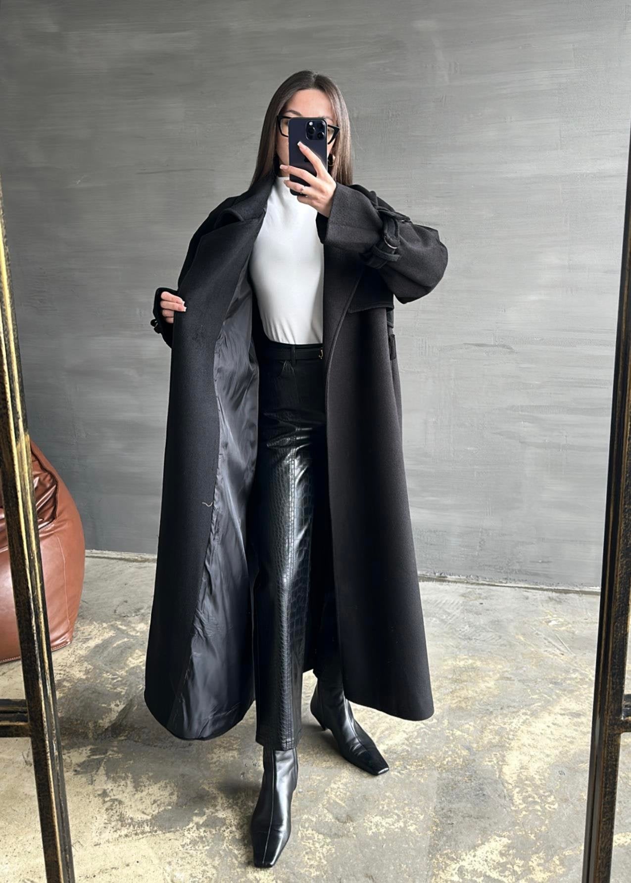 Tokalı Rüzgarlık Detaylı Kaban SİYAH