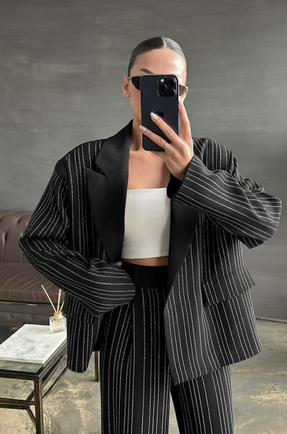 Premium Taşlı Takım SİYAH