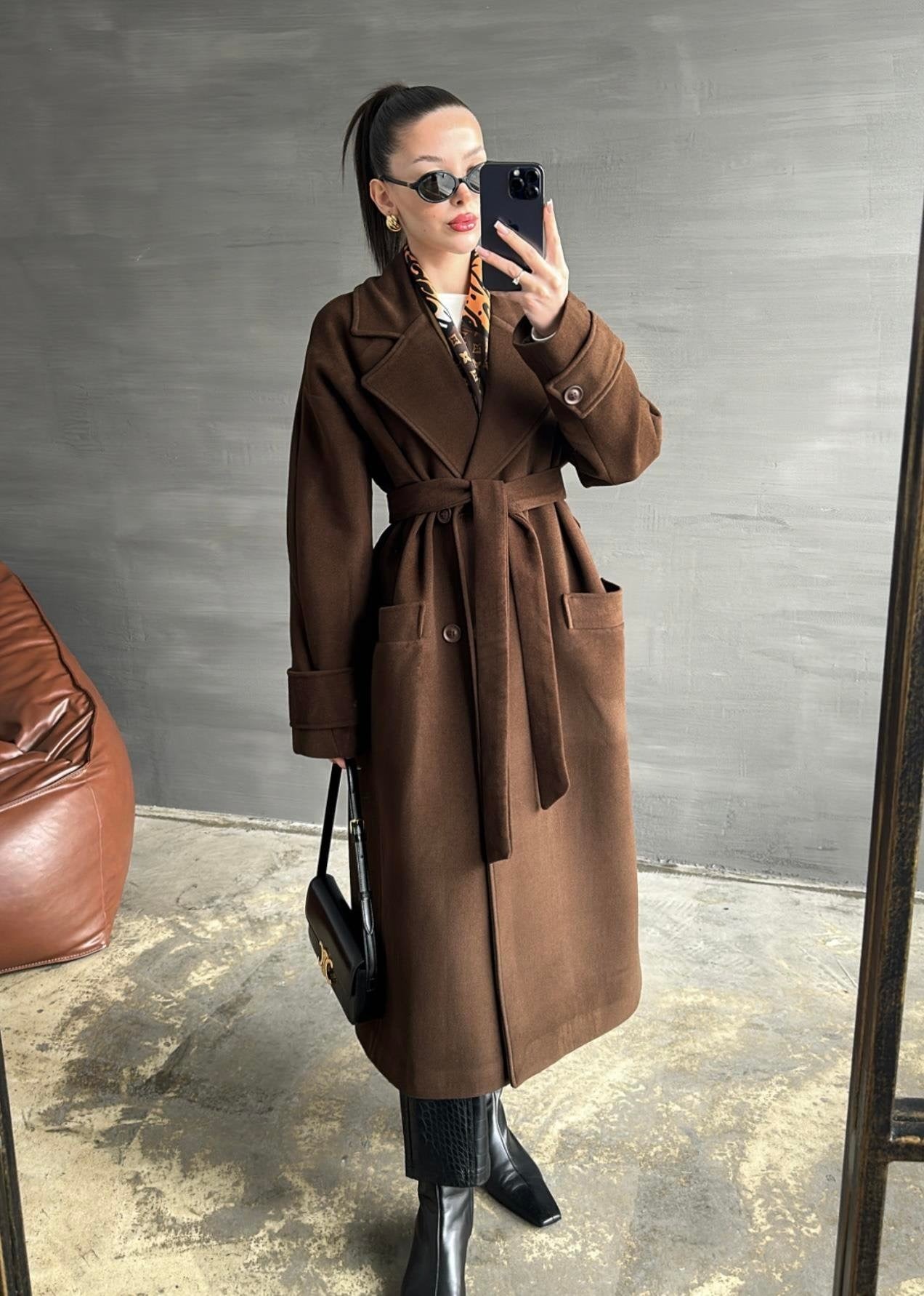 Kelebek Yakalı Kaban SÜTLÜ KAHVE