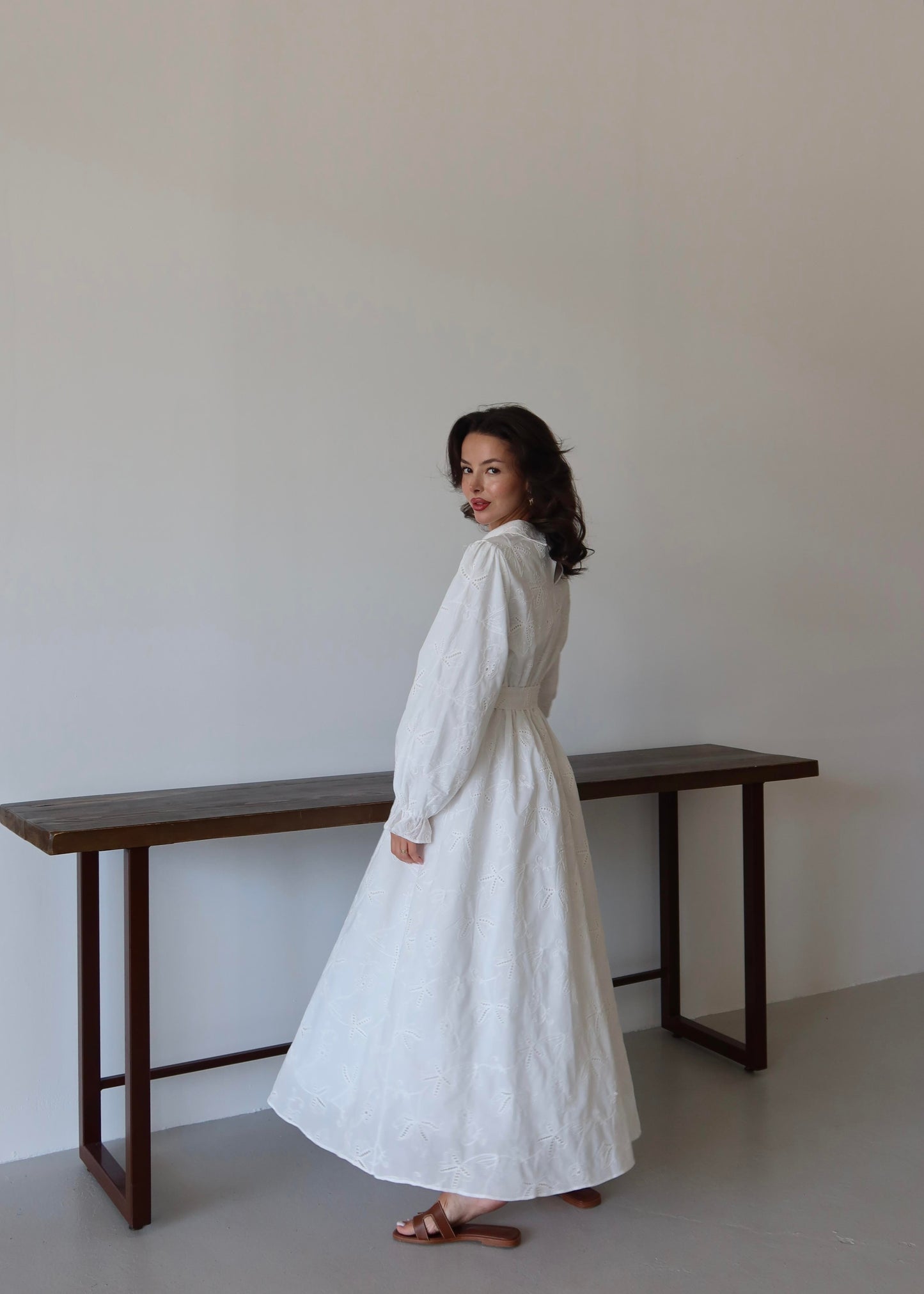 Gömlek Yakalı Brode Elbise BEYAZ