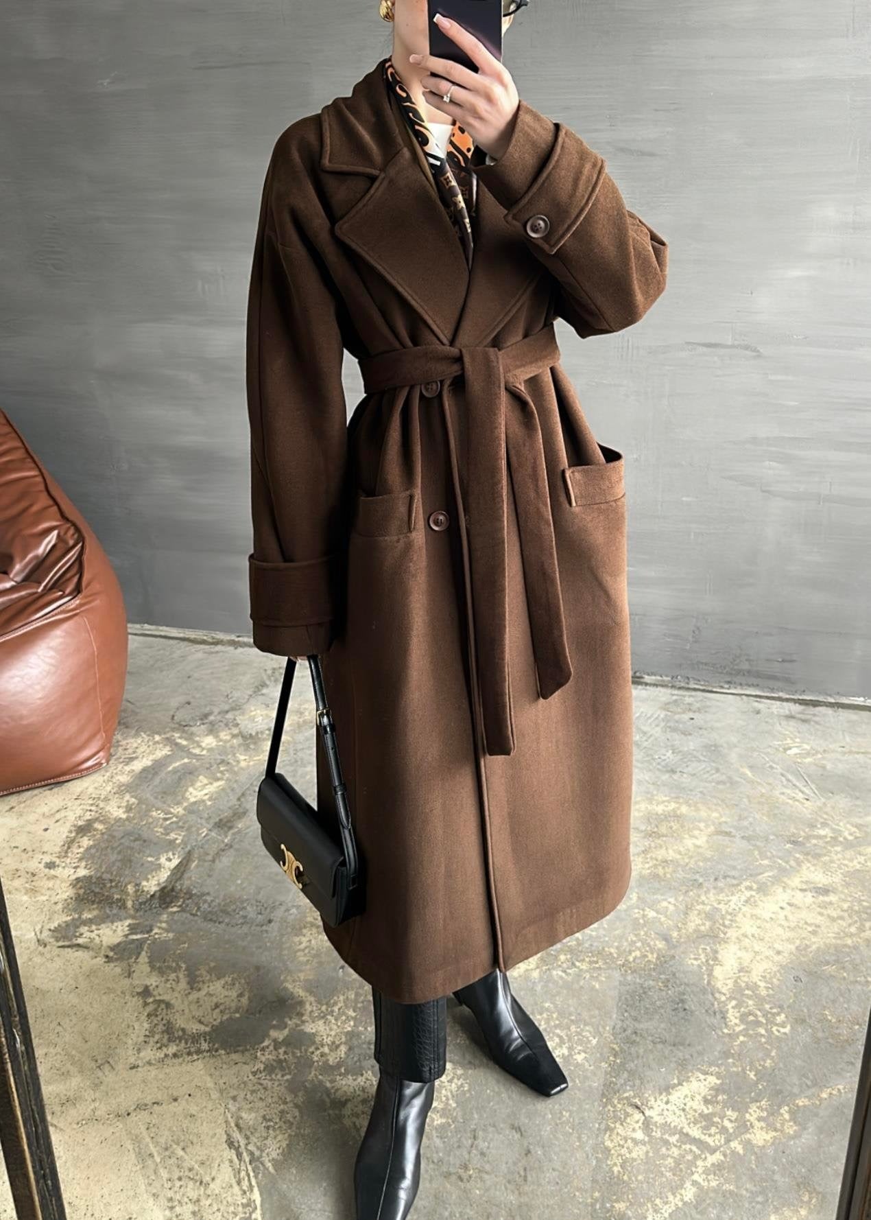 Kelebek Yakalı Kaban SÜTLÜ KAHVE