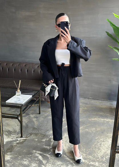 Bağlama Detaylı Crop Ceketli Takım SİYAH