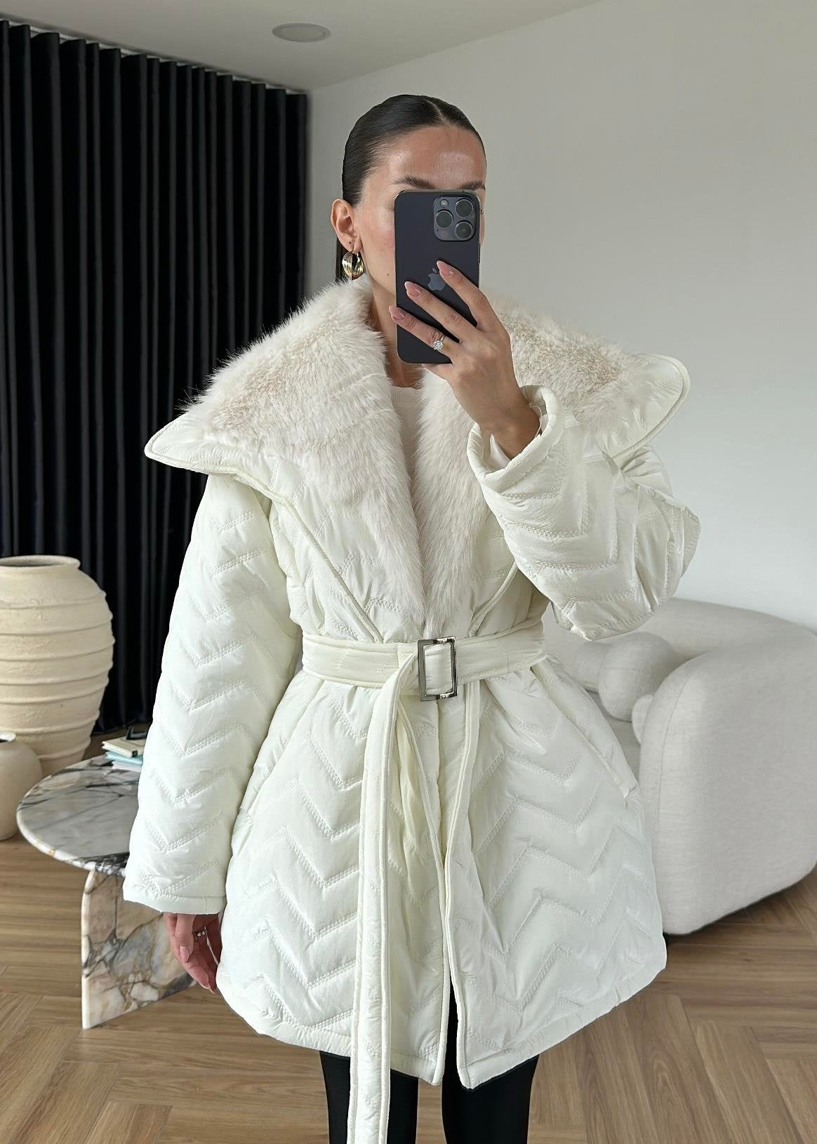 Rugan Yakası Kürklü Mont