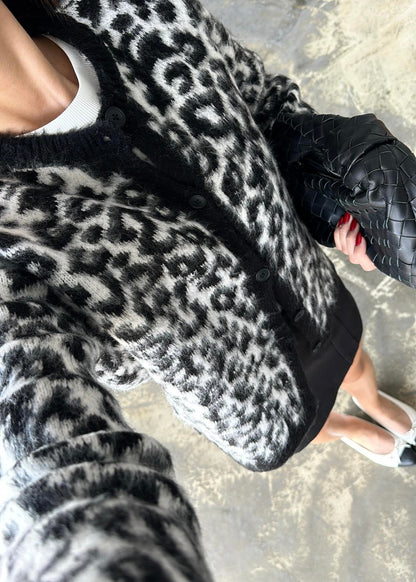 Yün Efekt Leopar Hırka SİYAH