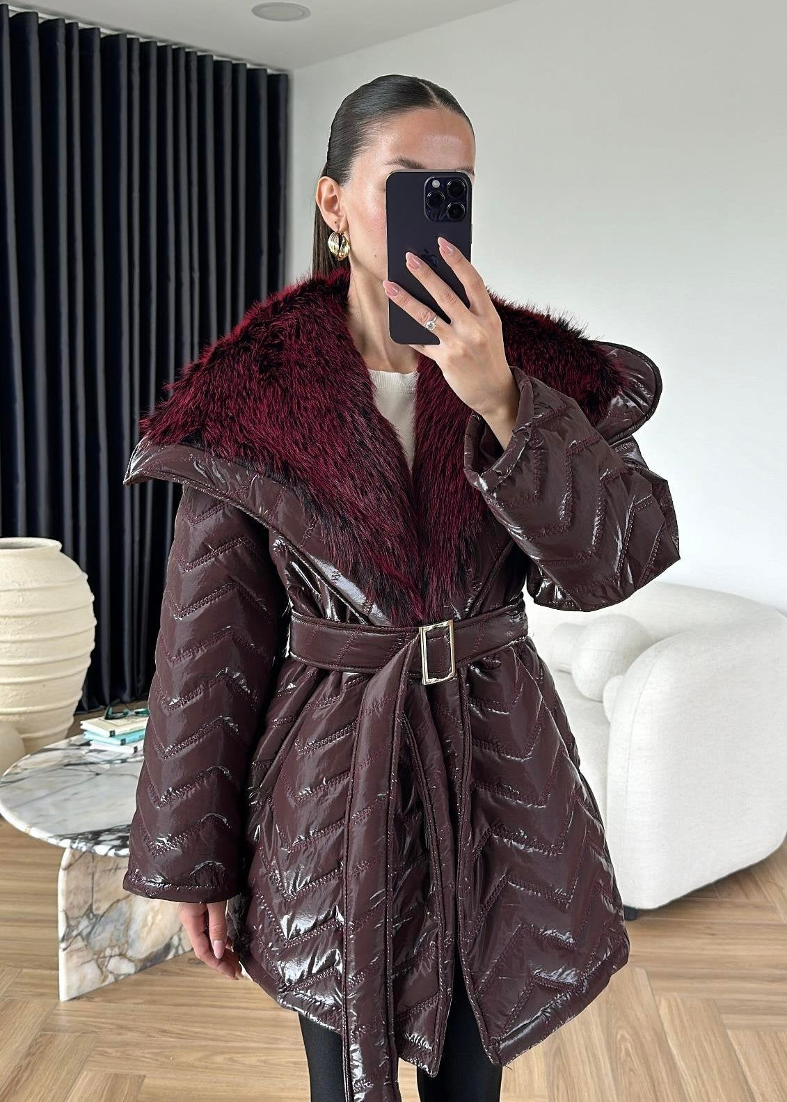 Rugan Yakası Kürklü Mont