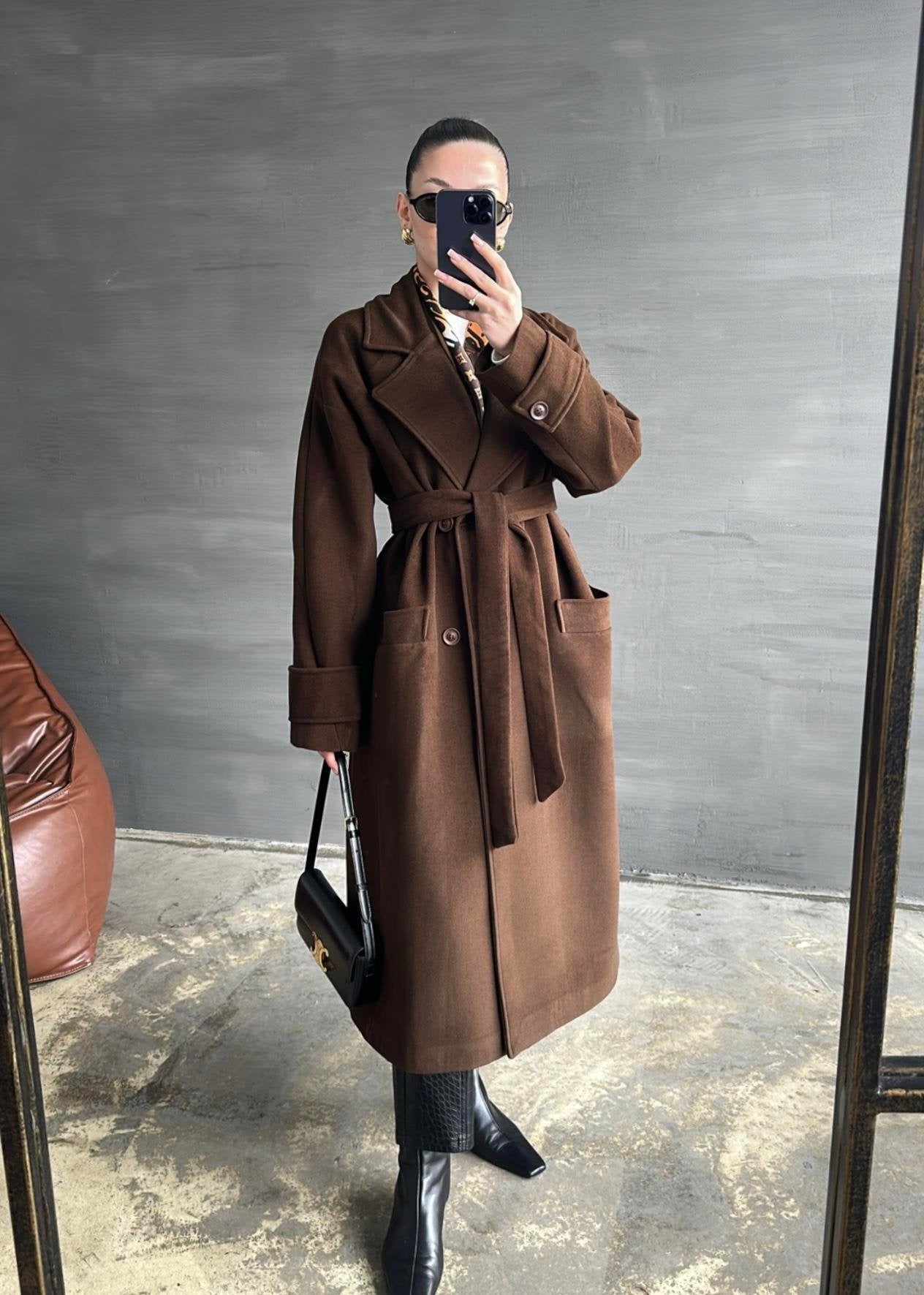 Kelebek Yakalı Kaban SÜTLÜ KAHVE