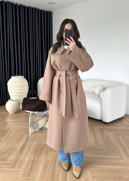 Dik Yakalı Kuşaklı Kaban VİZON