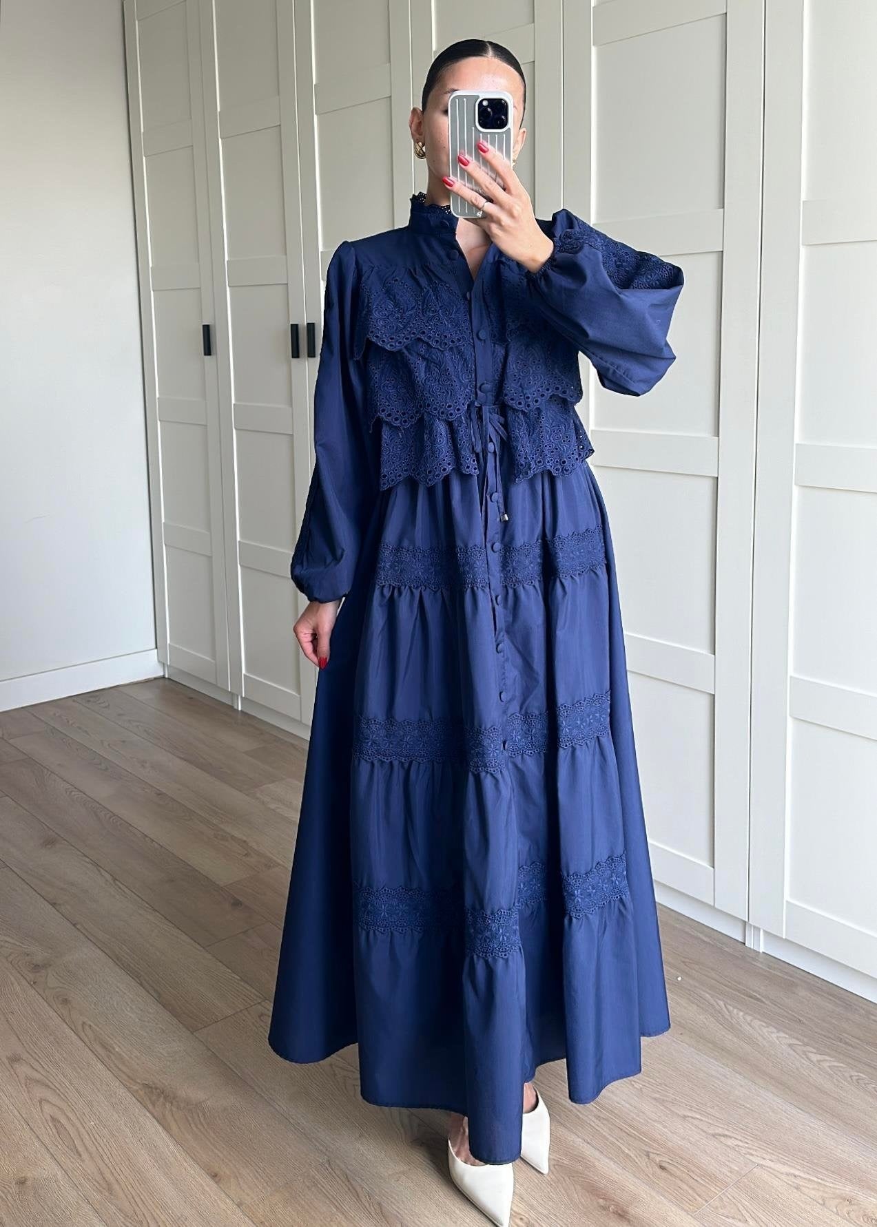 Güpürlü Dantelli Elbise LACİVERT