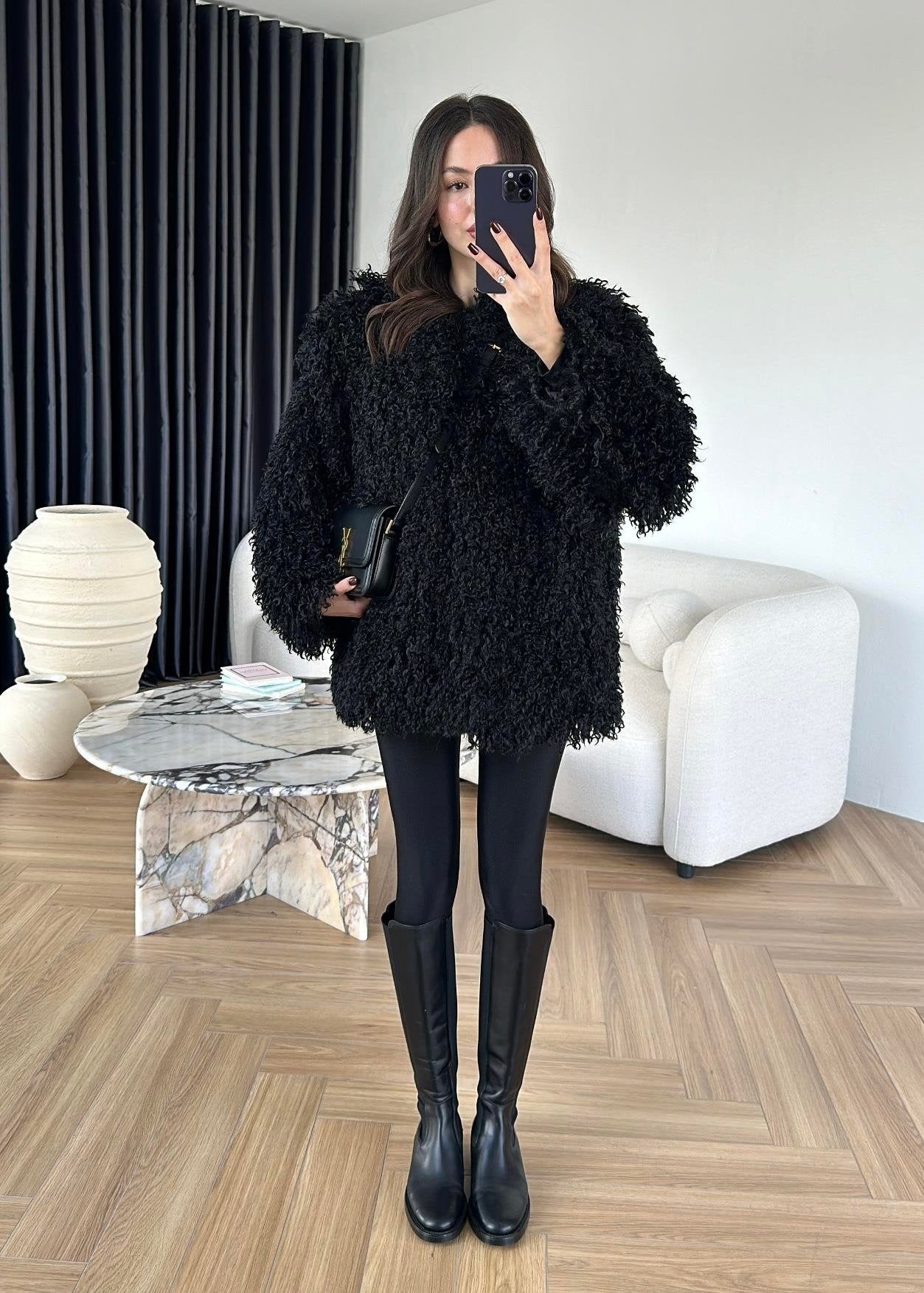 Kıvırcık Detay Kürk SİYAH