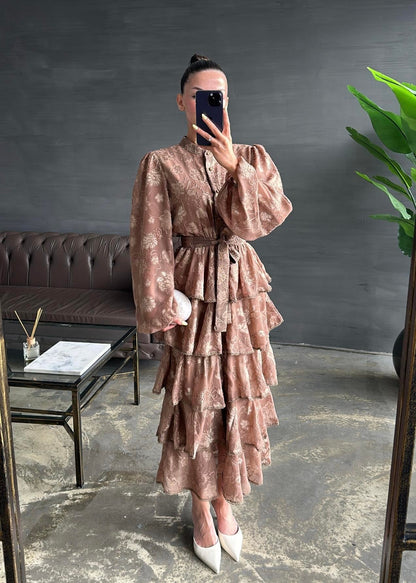Çiçek Desenli Fırfırlı Elbise KAHVERENGİ