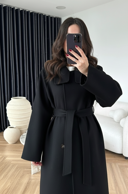 Dik Yakalı Kuşaklı Kaban SİYAH