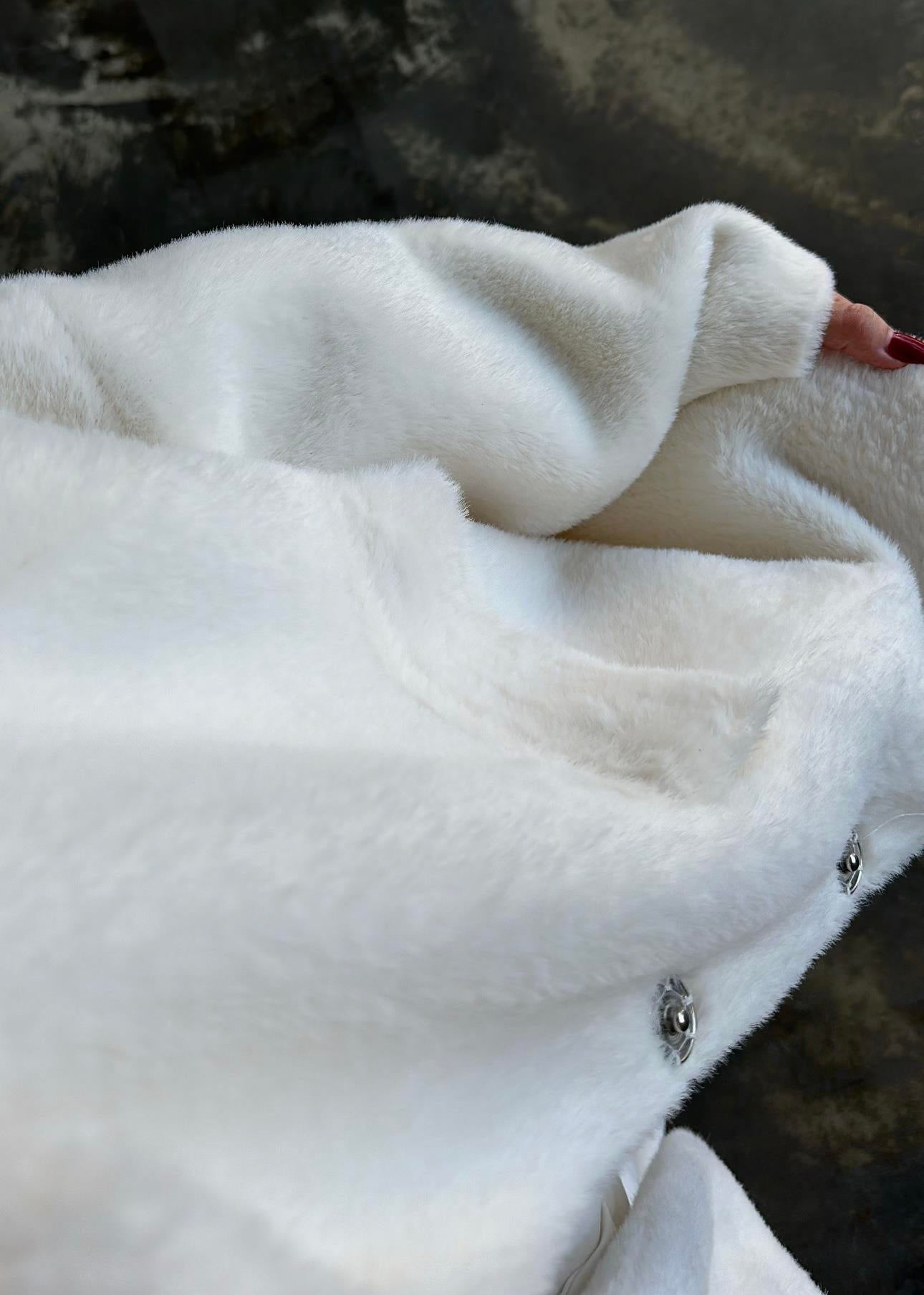 Çift Cepli Kürk BEYAZ