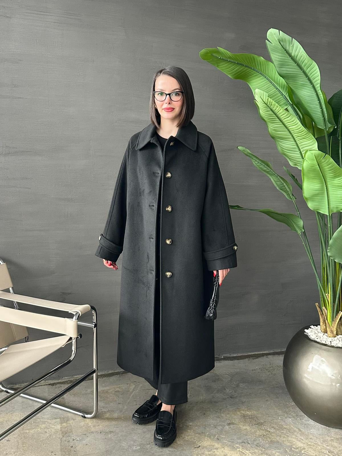 Gömlek Yakalı Kemerli Kaban SİYAH