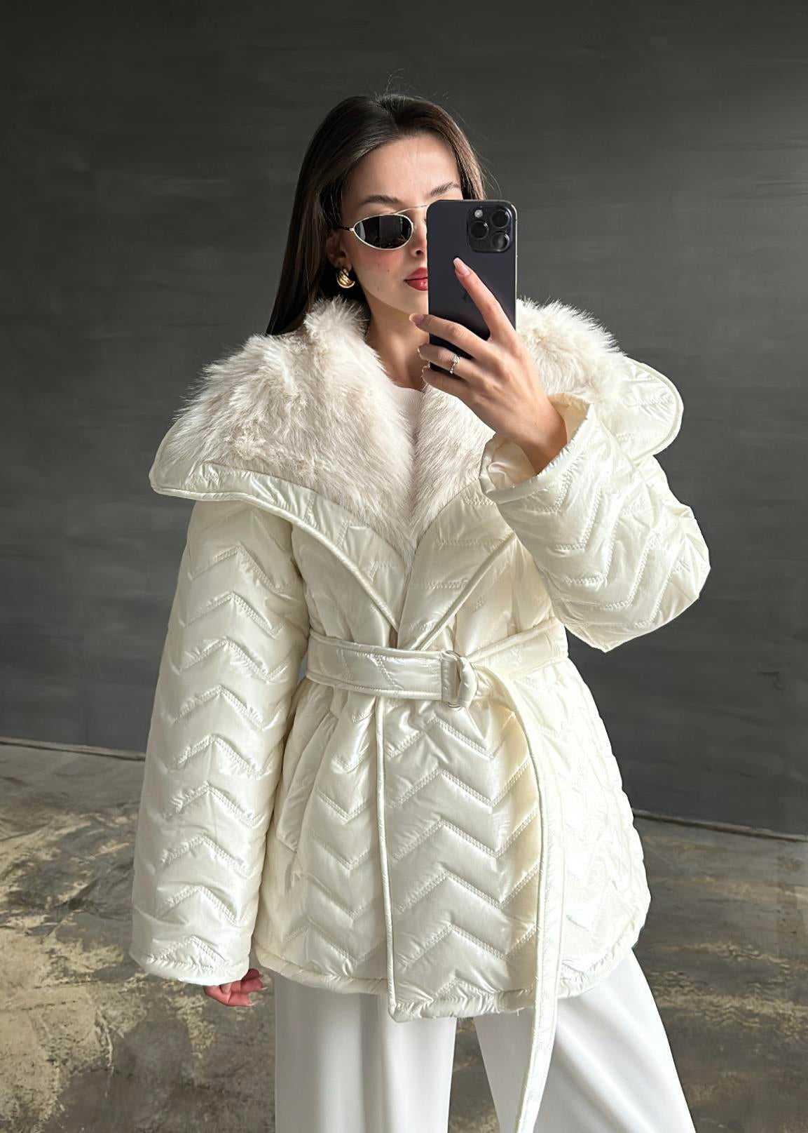 Rugan Yakası Kürklü Mont EKRU