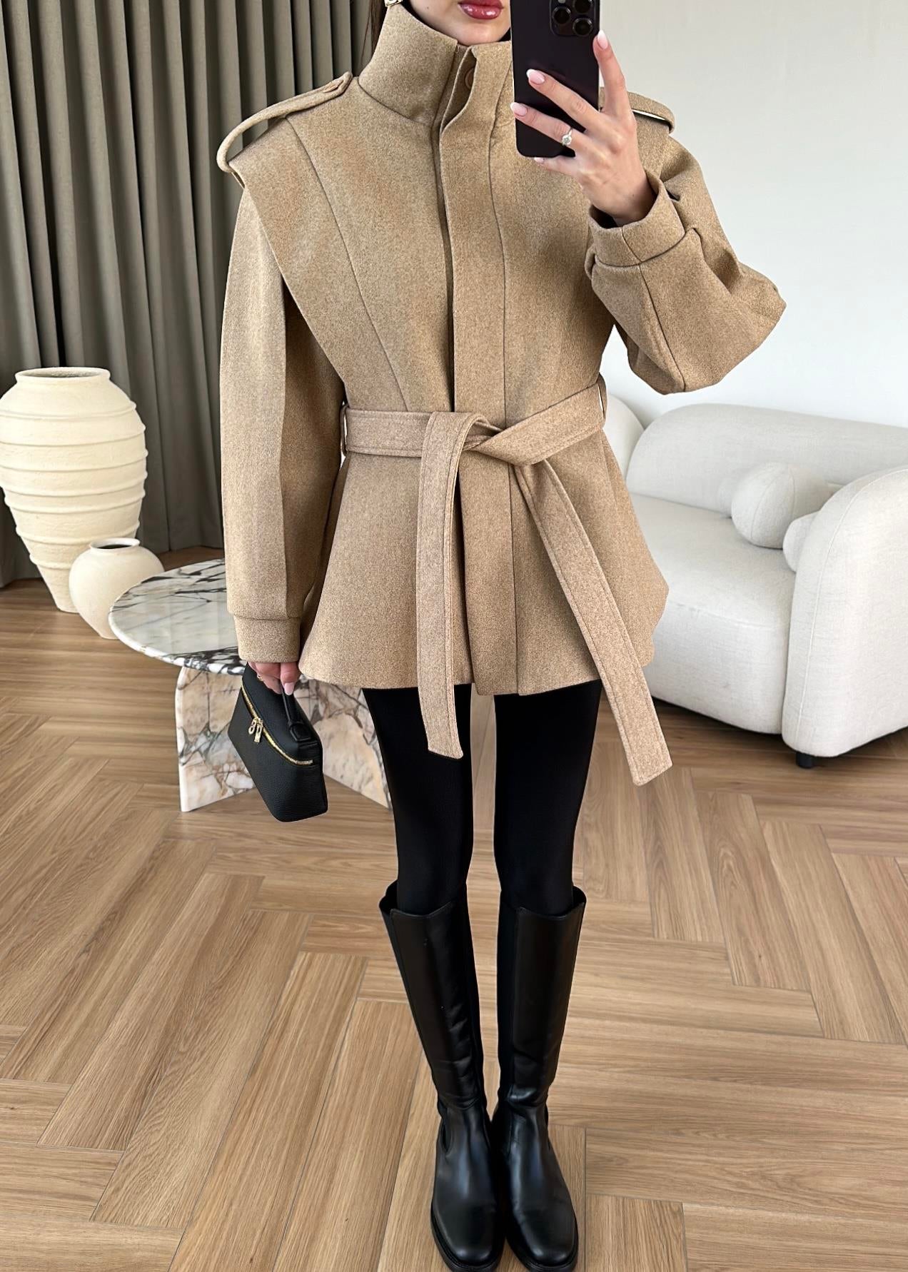 Volanlı Kaşe Kaban CAMEL